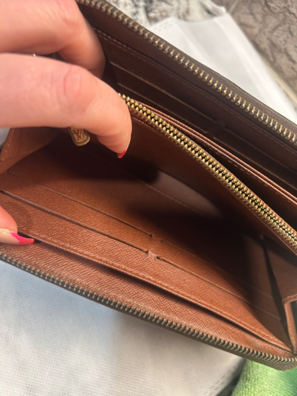 Louis Vuitton Black/Brown Monogram Zip-Around Wallet - Picture 10 of 14